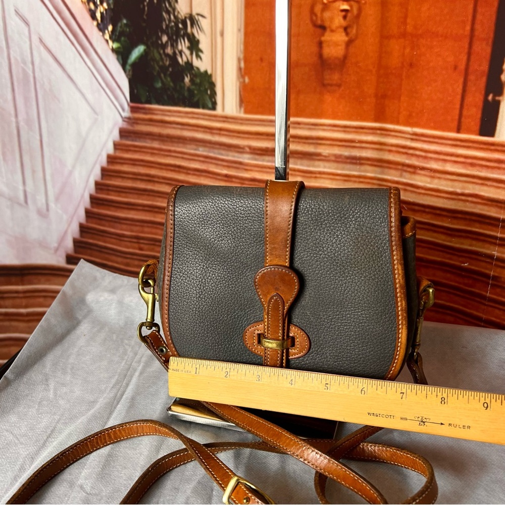 Rare Vintage Dooney & Bourke R51, all weather leather, pebbled, removable straps - Picture 7 of 17